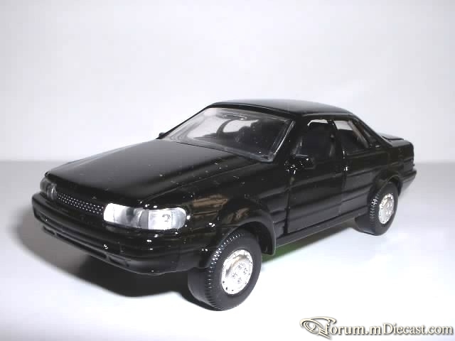 Nissan Bluebird VI 4d Diapet.jpg