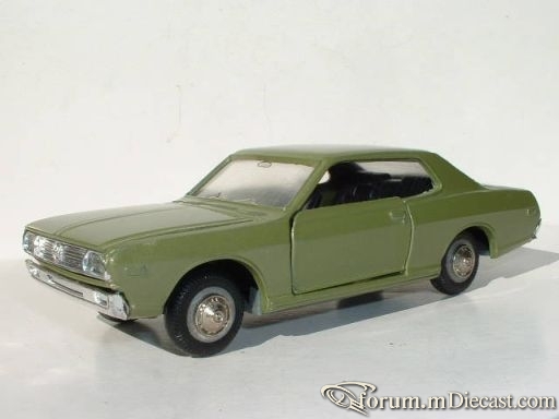 Nissan Cedric VII Coupe.jpg