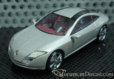 Nissan Fluence Norev.jpg