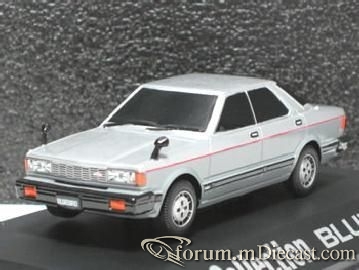 Nissan Bluebird V 4d Aoshima.jpg