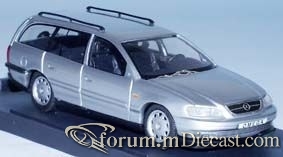 Vauxhall Omega B Break Rialto.jpg