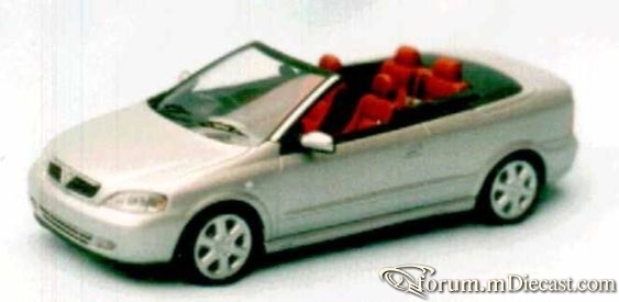 Vauxhall Astra G Cabrio Rialto.jpg