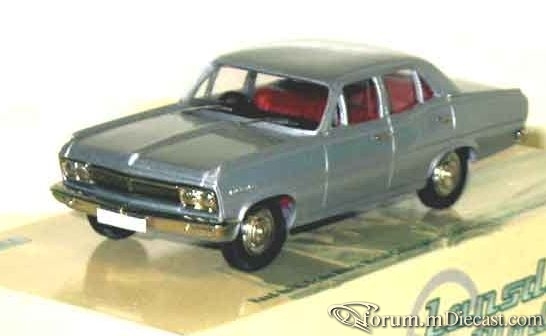 Vauxhall Cresta PC 1971 Lansdowne.jpg