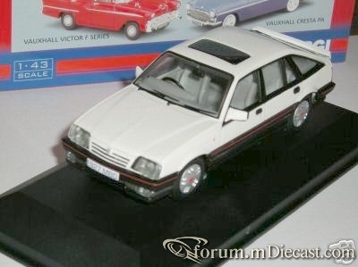 Vauxhall Cavalier A 5d Vanguards.jpg