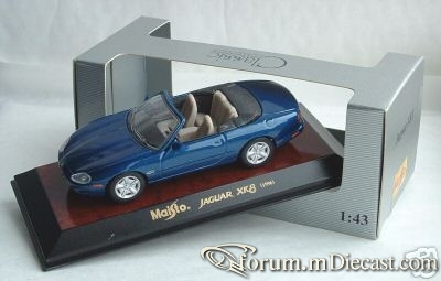 Jaguar XK8 Serie 1 Cabrio 1996 Maisto