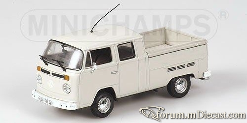 Volkswagen Transporter T2 1968 Doublecab Minichamps.jpg