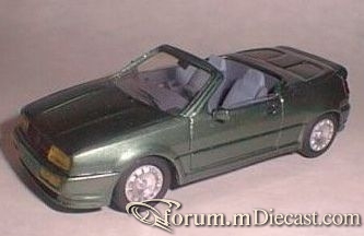Volkswagen Corrado Cabrio 1988 Moscow.jpg