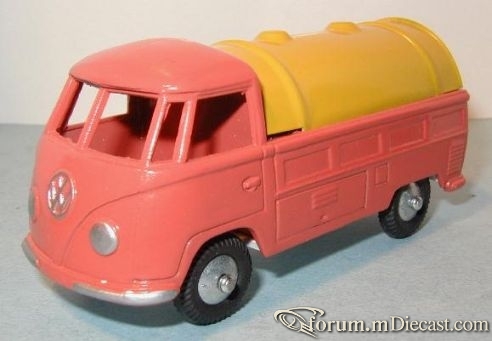 Volkswagen Transporter T1 1955 Tanker.jpg