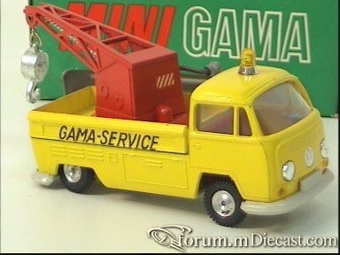 Volkswagen Transporter T2 Tow 1968 Gama.jpg