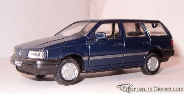 Volkswagen Passat III Variant 1988 Gama.jpg