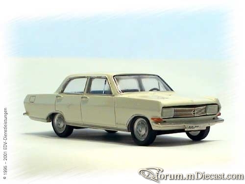 Opel Rekord B 4d.jpg