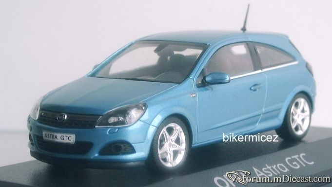 Opel Astra H GTC 2005 Minichamps.jpg