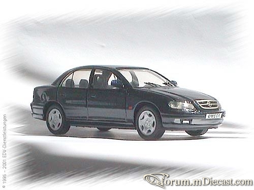 Opel Omega B1 4d Schuco.jpg