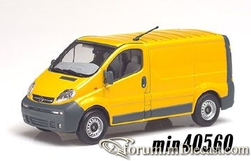 Opel Vivaro Van 2001 Minichamps.jpg