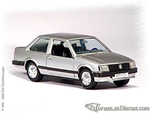 Opel Corsa A 2d Gama.jpg
