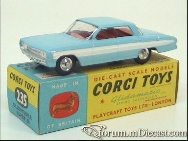 Oldsmobile Super 88 Corgi.jpg