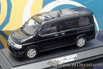 Honda Stepwgn 2003 Ebbro.jpg