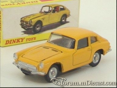 Honda S800 Coupe Dinky.jpg