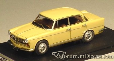 Alfa Romeo 2000 Berlina 1962 Klaxon.jpg
