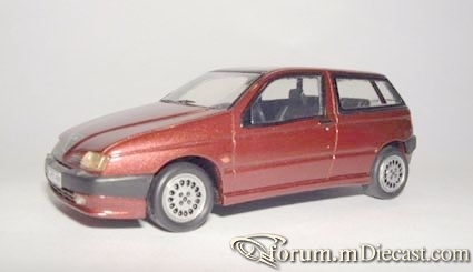 Alfa Romeo 145 Alezan.jpg