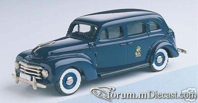 Volvo PV831 1950 RobEddie.jpg