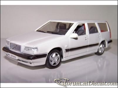 Volvo 850 Estate AHC.jpg
