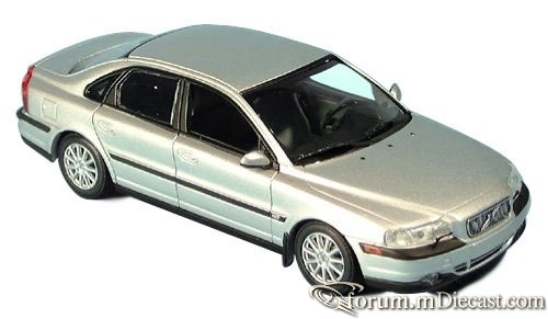 Volvo S80 Minichamps.jpg