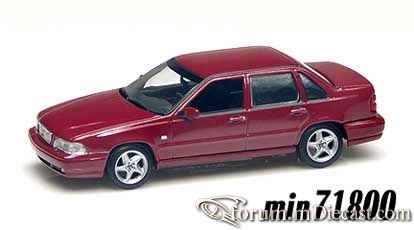 Volvo S70 Minichamps.jpg
