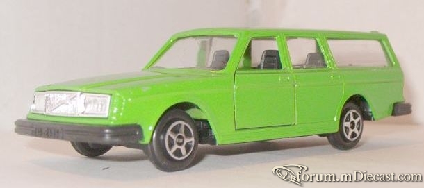 Volvo 264 Break Norev.jpg