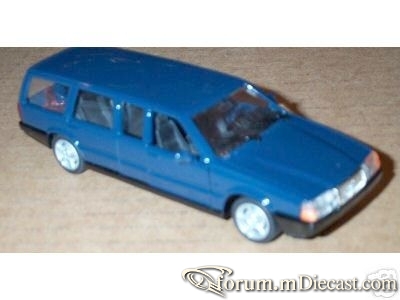 Volvo 760 Estate Long.jpg