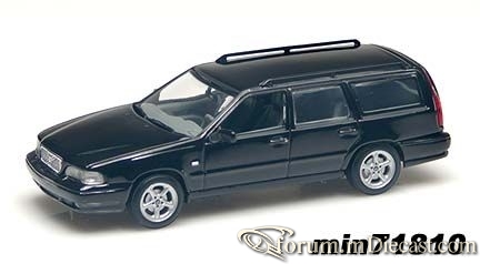 Volvo V70 Minichamps.jpg