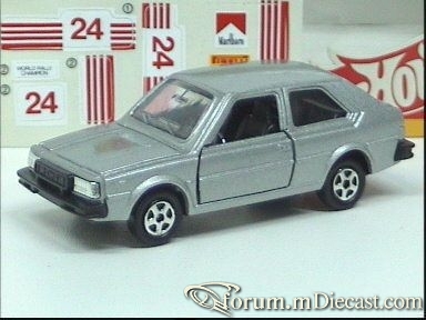 Volvo 343 Hot Wheels.jpg