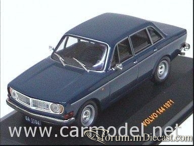 Volvo 144 1971 Ixo.jpg