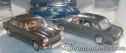 Austin 3 Litre 1968 AbbeyClassics.jpg