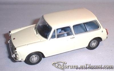Austin 1300 Countryman 1967.jpg