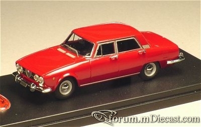 Alfa Romeo 2000 Berlina Gamma.jpg