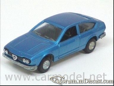 Alfa Romeo GTV 1976 Mercury.jpg