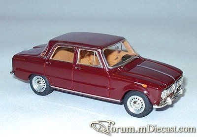 Alfa Romeo Giulia 4d 1971 Looksmart.jpg
