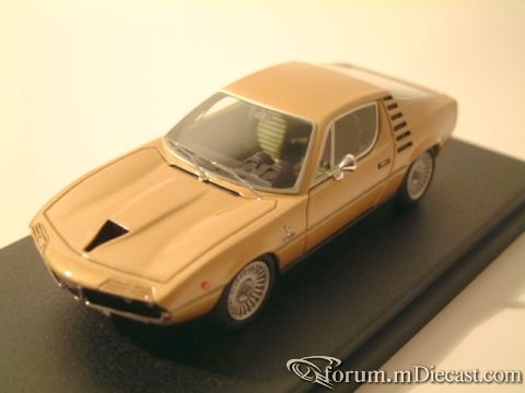 Alfa Romeo Montreal Bertone 1970 Looksmart.jpg