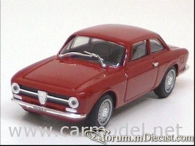 Alfa Romeo Giulia Sprint 1970 ProgettoK.jpg