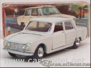 Alfa Romeo Giulia 4d 1970 Mercury.jpg