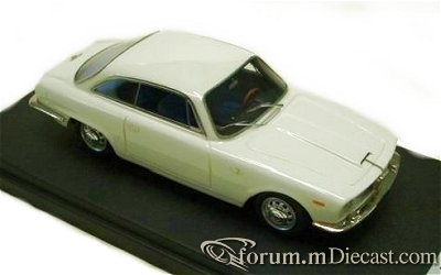 Alfa Romeo 2600 Sprint 1966 Looksmart.jpg