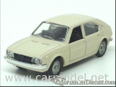 Alfa Romeo Alfasud 5d 1972 Mebetoys.jpg