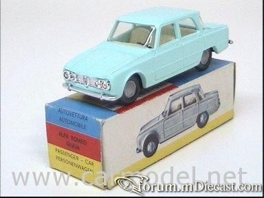 Alfa Romeo Giulia 4d 1971 Politoys-1.jpg
