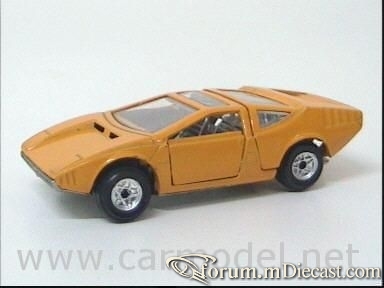 Alfa Romeo Iguana Italdesign Politoys.jpg