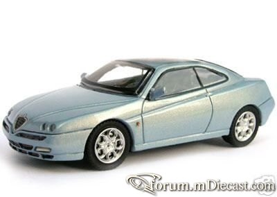 Alfa Romeo GTV 2000 Top.jpg