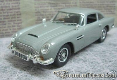 Aston Martin DB5 Coupe 1963 Norev.jpg