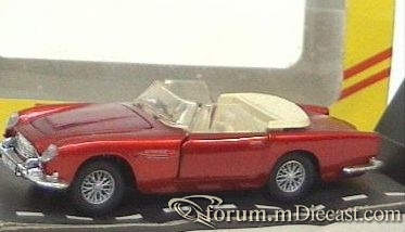 Aston Martin DB5 Cabrio Dinky.jpg