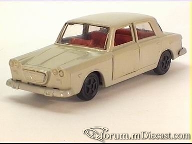 Lancia Flavia 4d 1962.jpg