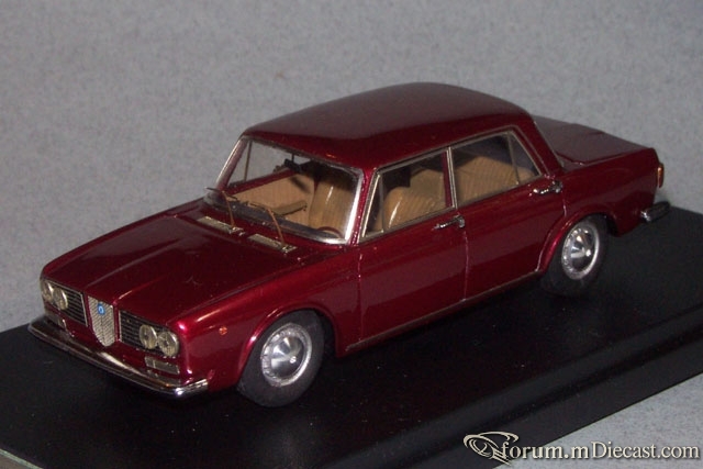 Lancia Flavia 4d 1972 Klaxon.jpg